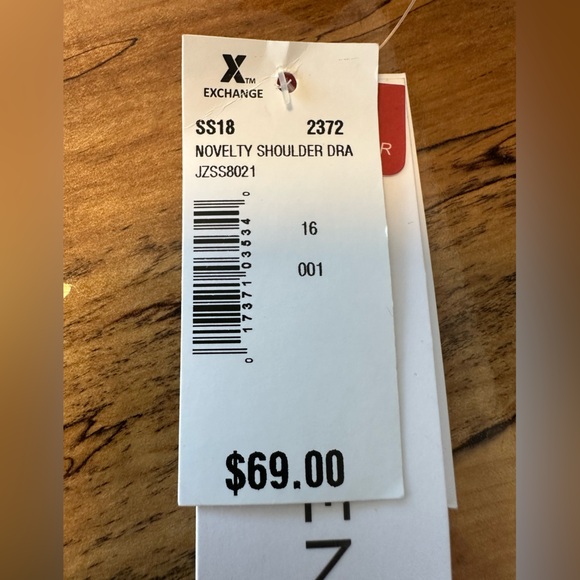 NWT Jantzen Black Tummy Control Ruched One Piece Gold Stud Strap Sz 16 Draped - Picture 4 of 14